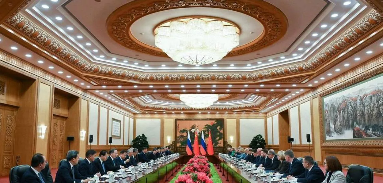Reunião entre líderes de Rússia e China 