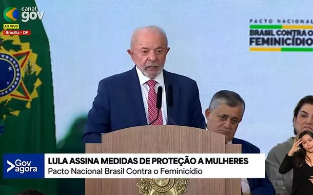 "O que leva um homem a decepar a mão de uma mulher?", questiona Lula ao anunciar medidas contra o feminicídio