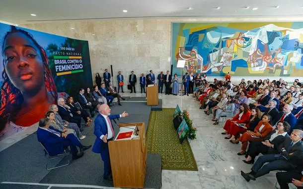 Lula defende pacto nacional contra feminicídio: 'todo mundo precisa trazer para si essa responsabilidade'