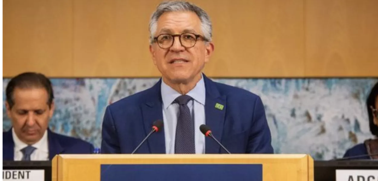 “Estamos reconstruindo o SUS”, diz Padilha na Assembleia Mundial da Saúde da OMS