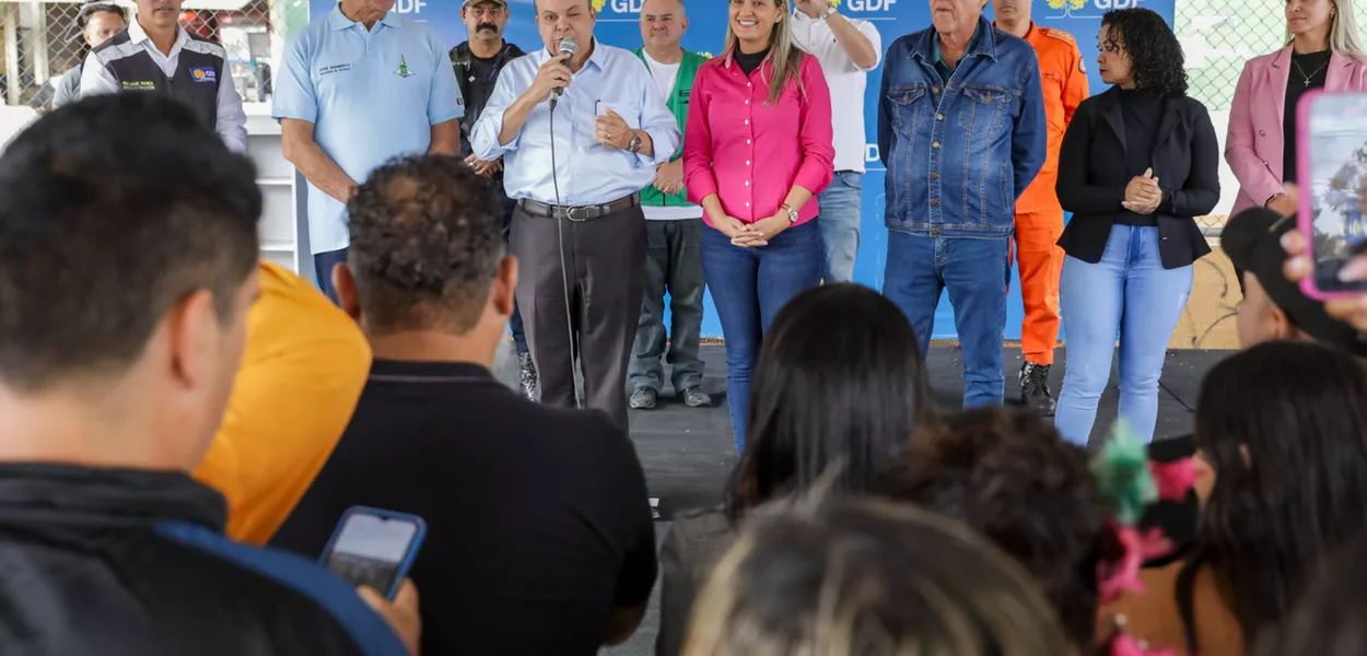 Ibaneis Rocha anunciou em 2024 a obra da feira, na presença de Celina Leão (à direita)