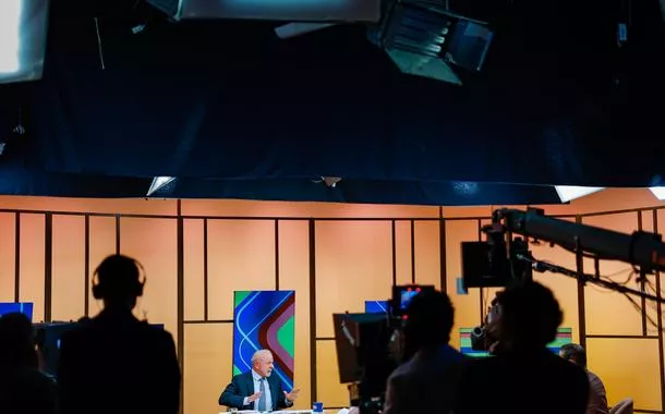 Lula defende fim da escala 6x1 e diz que redução da jornada trará ganhos à economia