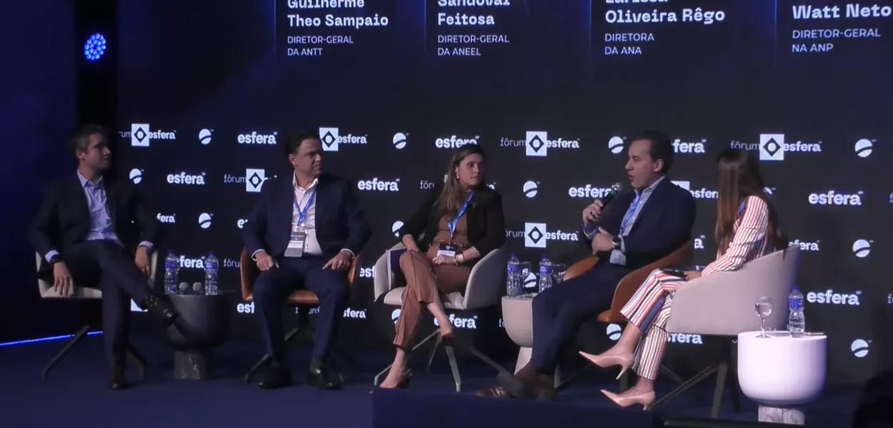 Diretores de agências reguladoras no 5º Fórum Esfera