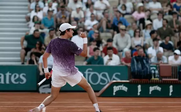 João Fonseca na estreia em Roland Garros