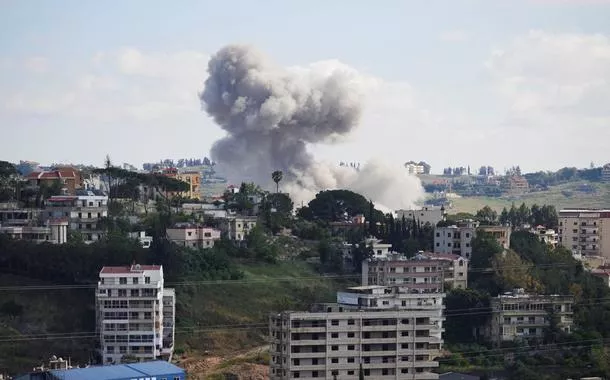 Netanyahu afirma que Israel ampliará ofensiva contra o Hezbollah no Líbano