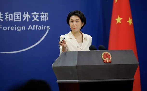 China apoia resolução pacífica da questão nuclear iraniana