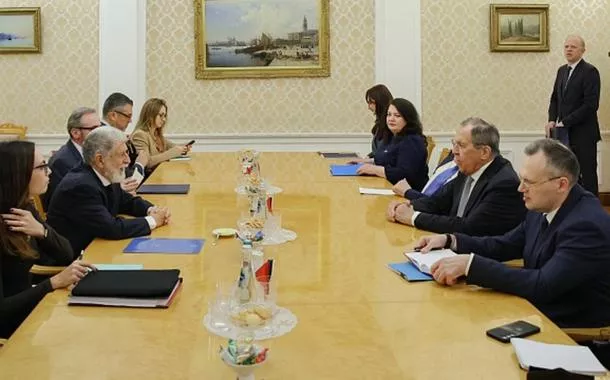Lavrov e Celso Amorim discutem coordenação entre Brasil e Rússia