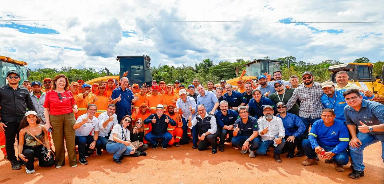Presidente Lula durante visita às obras do Trecho Charlie da BR-319, em Borba - AM.