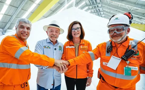 Presidente da República, Luiz Inácio Lula da Silva, durante Visita às instalações da Fábrica de Fertilizantes Nitrogenados de Sergipe (FAFEN-SE) por ocasião da Retomada das Operações