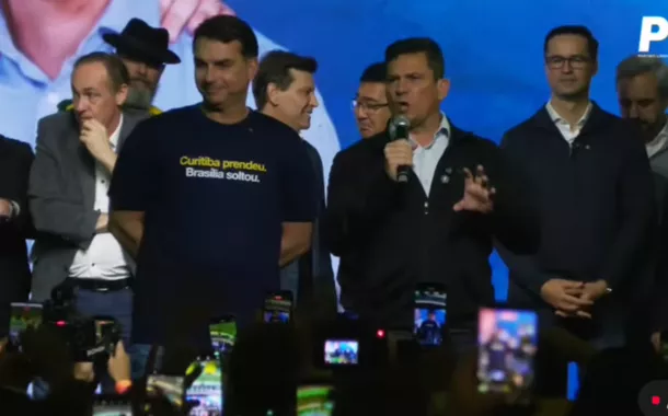DataMoro ensaia Moro contra Lula sem Flávio Bolsonaro
