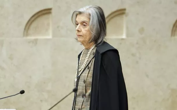 Em congresso, Cármen Lúcia defende ética na magistratura e fala sobre confiança da sociedade