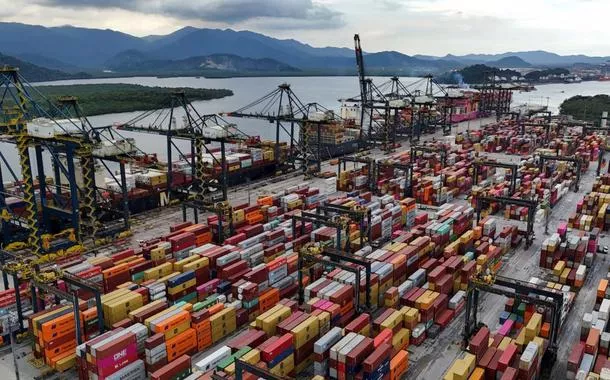 Tarifa de 25% proposta pelos EUA pode atingir US$ 4 bi em exportações brasileiras