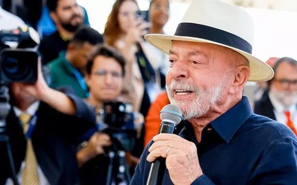 Ao comentar o tarifaço, Lula chama filhos de Bolsonaro de "traidores" e diz que são "piores que o pai"