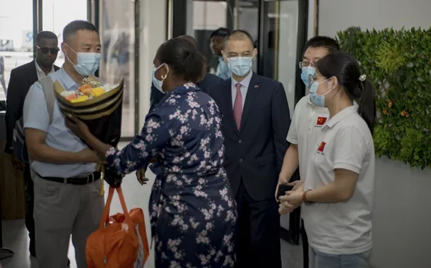 Equipe médica chinesa chega à República Democrática do Congo para auxiliar no combate ao ebola