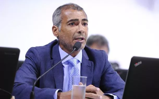 Romário rompe com posição do PL e declara voto a favor da PEC que acaba com a escala 6x1