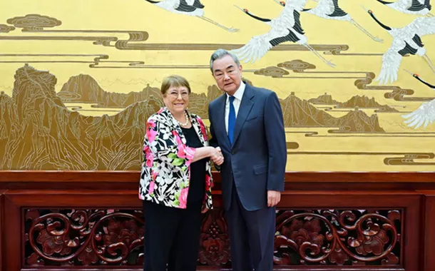 Chanceler chinês se reúne com candidata à secretária-geral da ONU, Michelle Bachelet