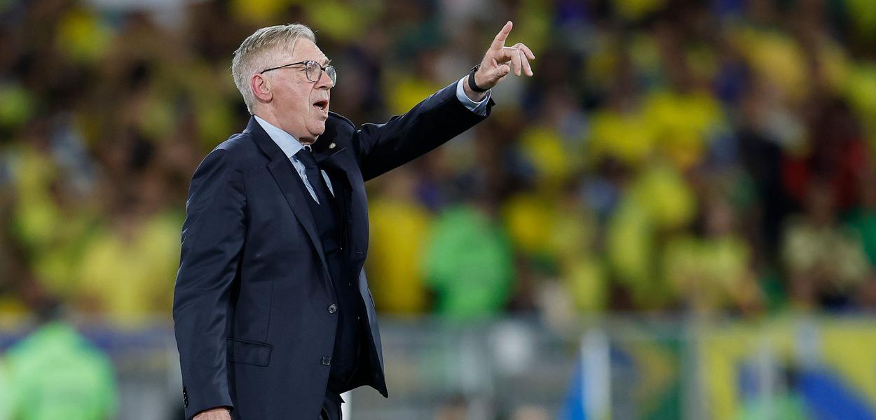 Ancelotti confirma mudanças e testa novas opções do Brasil contra o Egito