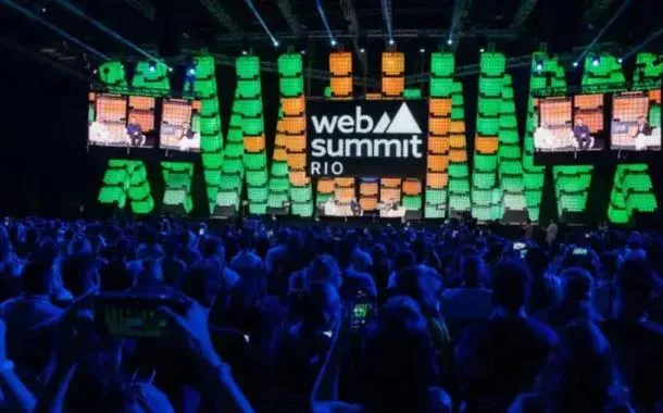 Startups brasileiras buscam expansão e investimentos no Web Summit Rio