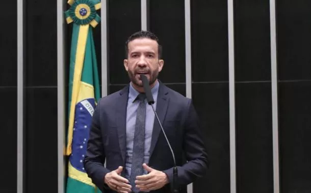 André Janones assume liderança da Rede na Câmara dos Deputados