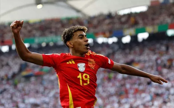 Lamine Yamal e Nico Williams devem estar disponíveis para estreia da Espanha, diz técnico