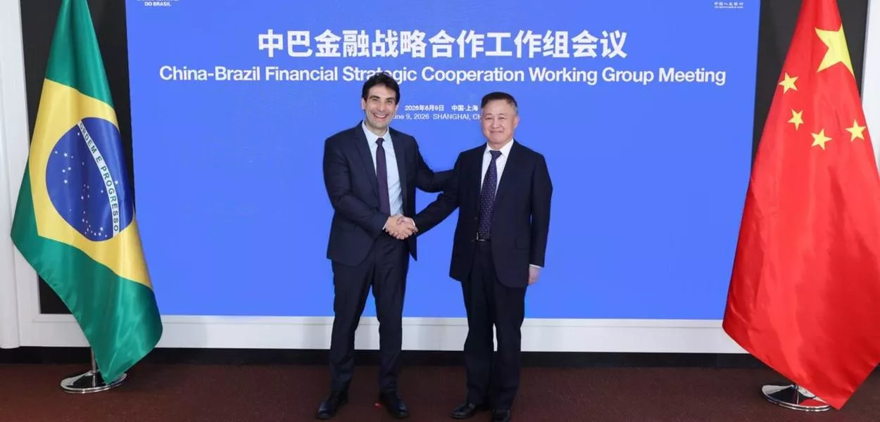 Presidentes do BC do Brasil e do Banco Popular da China