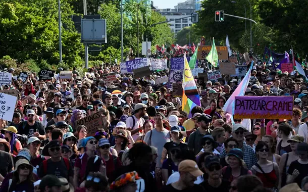 Protesto contra G7 termina em confronto na Suíça