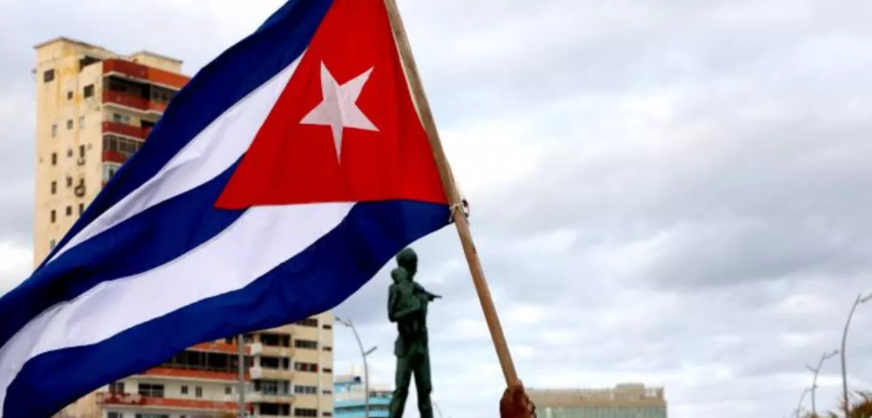 Salvador realiza ato de solidariedade a Cuba