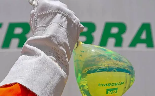 Petrobras amplia combustíveis sustentáveis e lidera a Transição Energética Justa no Brasil