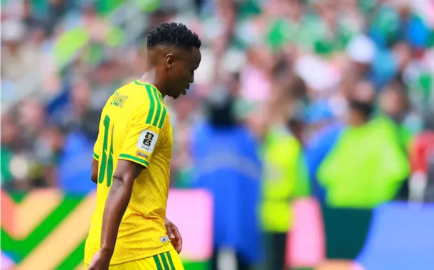 Sul-africano expulso por árbitro brasileiro pega gancho de três jogos