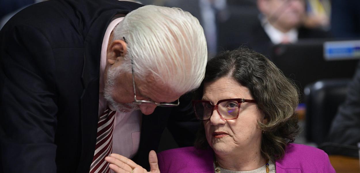 Teresa Leitão é cotada para substituir Jaques Wagner na liderança do governo