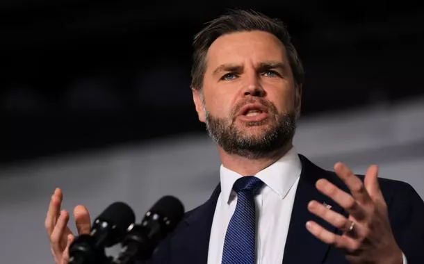 J.D. Vance critica "chilique" de Israel após acordo entre EUA e Irã