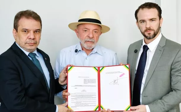 Wellington César Lima e Silva, Lula e Dario Durigan