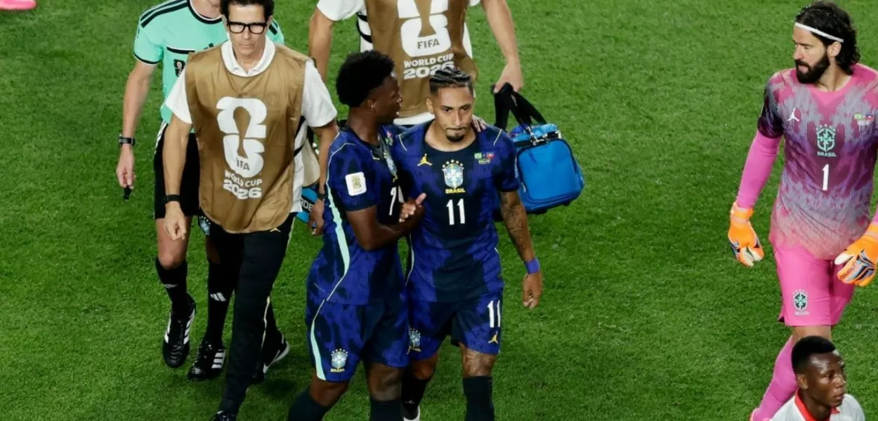 Raphinha sente dores, é substituído e Rayan estreia pelo Brasil na Copa