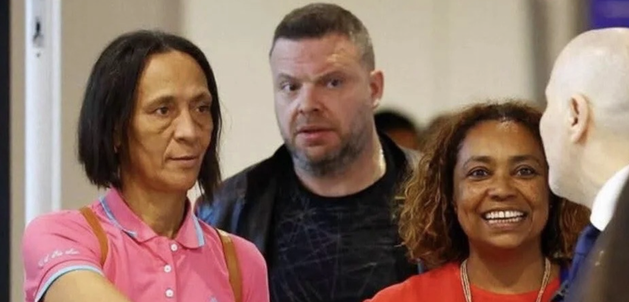 Mãe do goleiro Vozinha chega a Miami para ver Cabo Verde enfrentar o Uruguai na Copa