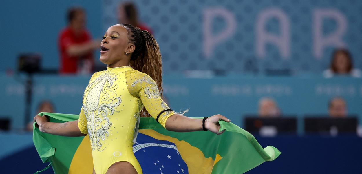 Rebeca Andrade conquista ouro no salto e brilha no Pan-Americano de Ginástica