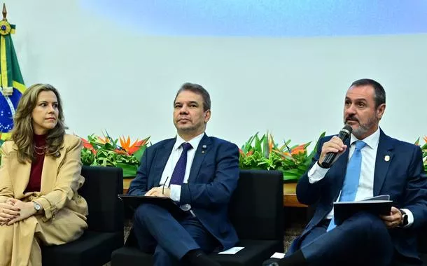 Cerimônia no Ministério da Justiça e Segurança Pública em celebração à Convenção sobre o Estatuto dos Refugiados, que completa 75 anos, no marco do Dia Mundial do Refugiado 2026, em 22 de junho de 2026.