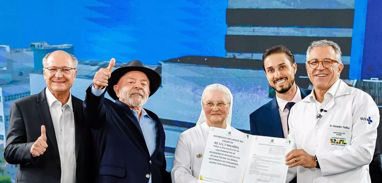 Presidente Lula durante entrega de equipamentos de Radioterapia no Hospital Santa Marcelina em São Paulo