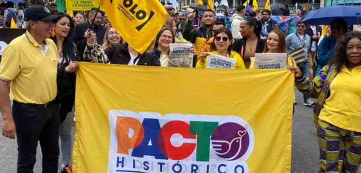 Pacto Histórico convoca frente ampla na Colômbia