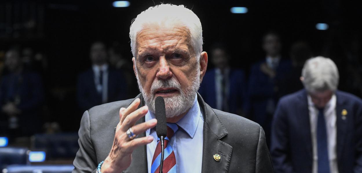 Wagner deixa a liderança no tempo certo