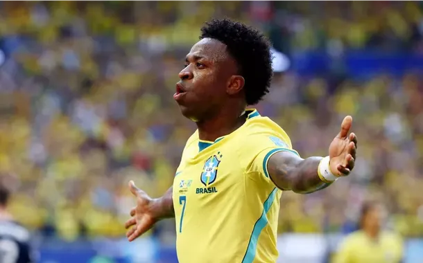 Brasil vence a Escócia por 3 a 0 e avança em primeiro no grupo