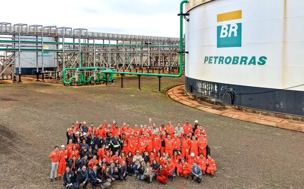Presidente Lula durante visita às instalações da Unidade de Fertilizantes Nitrogenados de Três Lagoas (MS), da Petrobras
