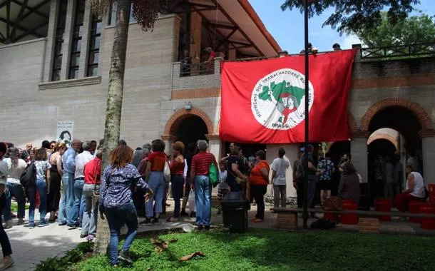 Apoie a Escola Nacional Florestan Fernandes, referência em formação popular