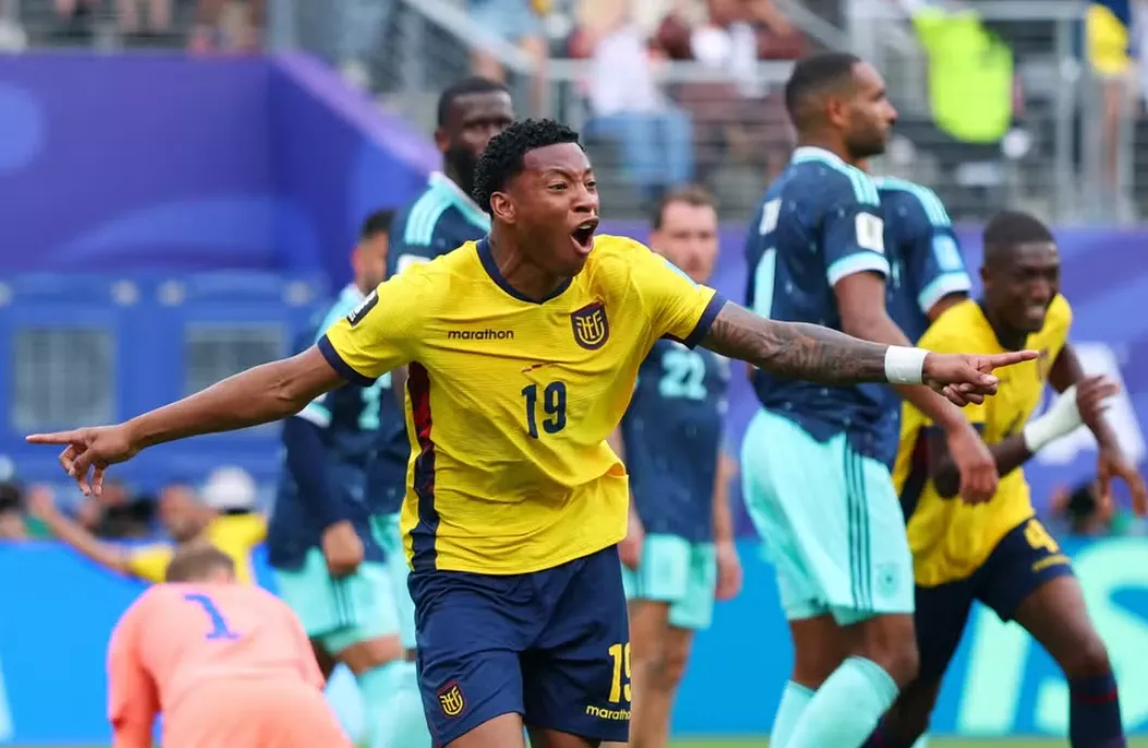O atacante Gonzalo Plata comemora gol sobre a Alemanha na Copa do Mundo