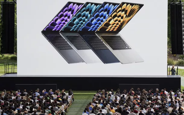 Apple aumenta preços de MacBooks e iPads em meio à disparada global dos chips de memória