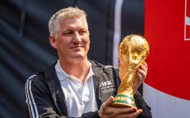 Técnico da Costa do Marfim acusa Schweinsteiger de racismo na Copa