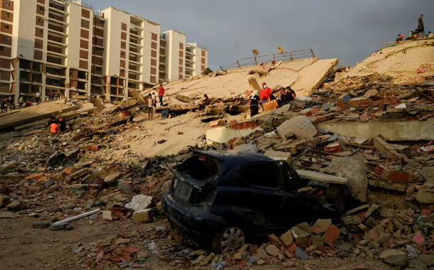 Escombros deixados por terremotos na Venezuela