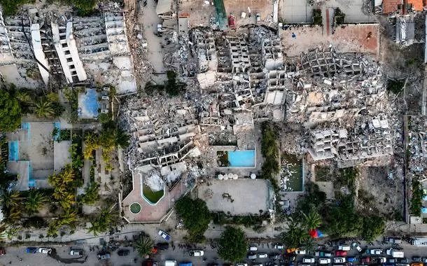 Terremotos deixam 774 prédios colapsados e milhares de estruturas danificadas