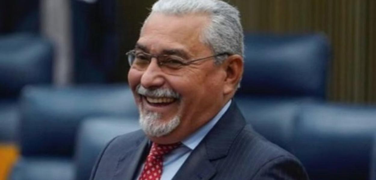 Vereador de SP Senival Moura pede afastamento do PT