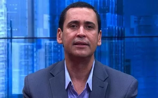 "O Master nasce no governo Bolsonaro. Quem tem que se explicar é Flávio", cobra secretário do PT